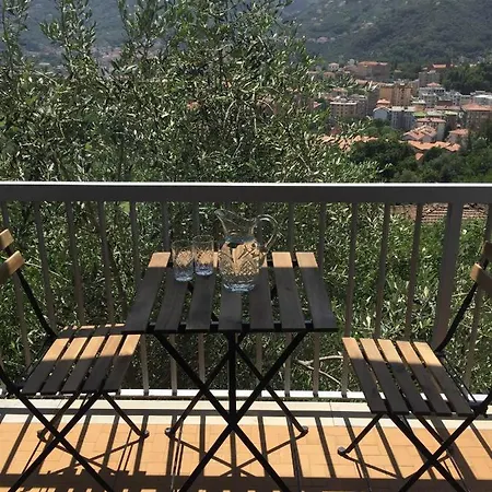 Gli Amici Di Carla 3*