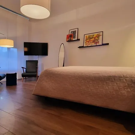 Gli Amici Di Carla 3*